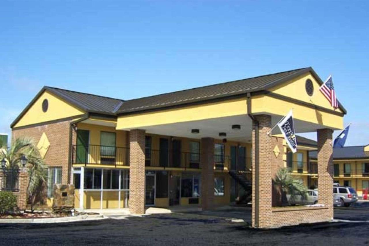 Travelers Inn & Suites Sumter Εξωτερικό φωτογραφία