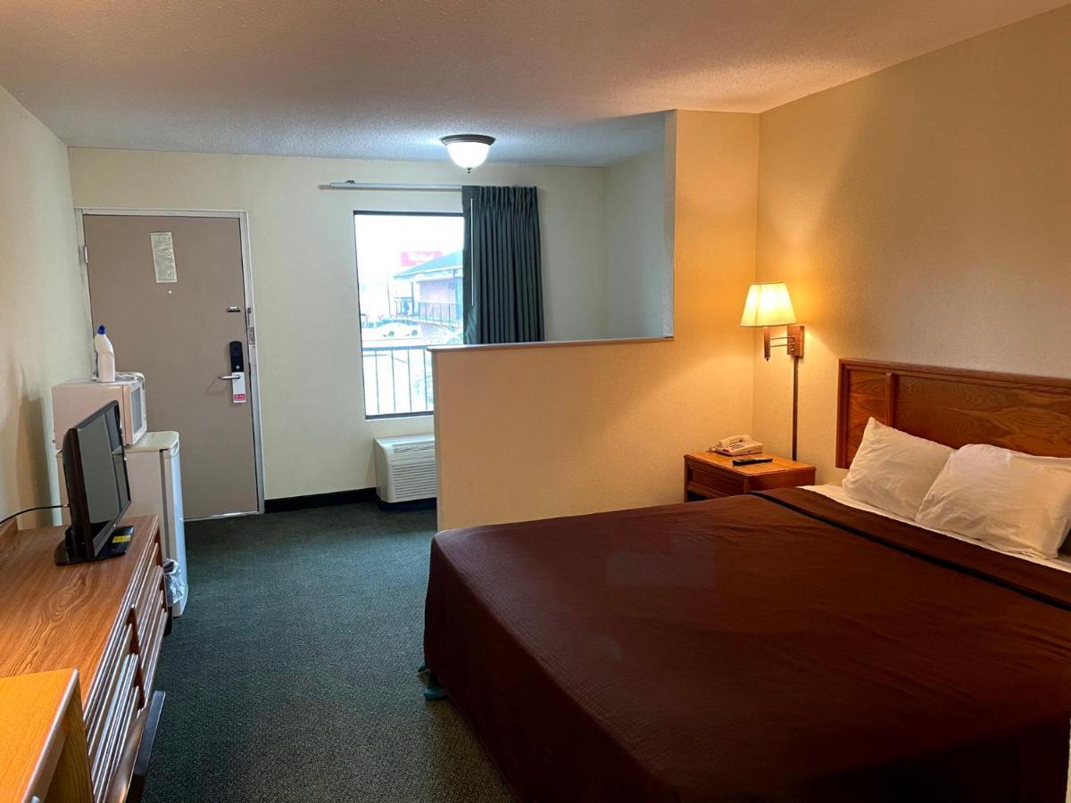 Travelers Inn & Suites Sumter Εξωτερικό φωτογραφία