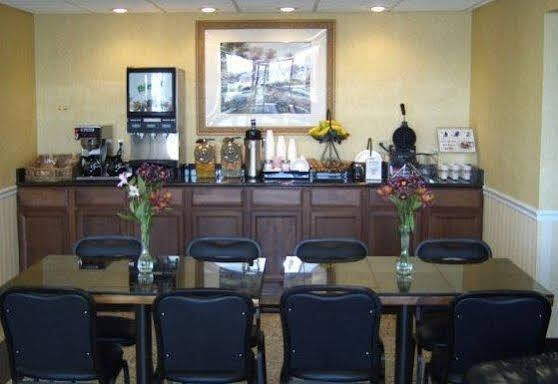 Travelers Inn & Suites Sumter Εξωτερικό φωτογραφία